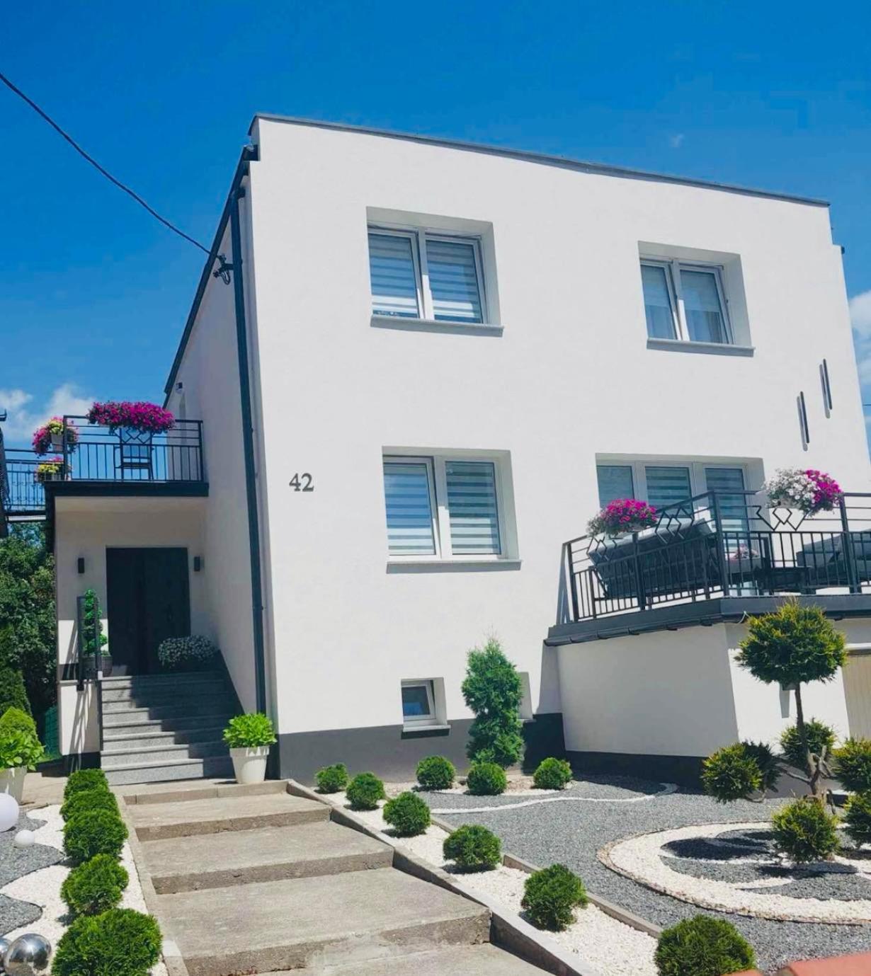 Marinet Apartment *